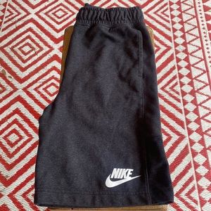 Boys Nike shorts size large